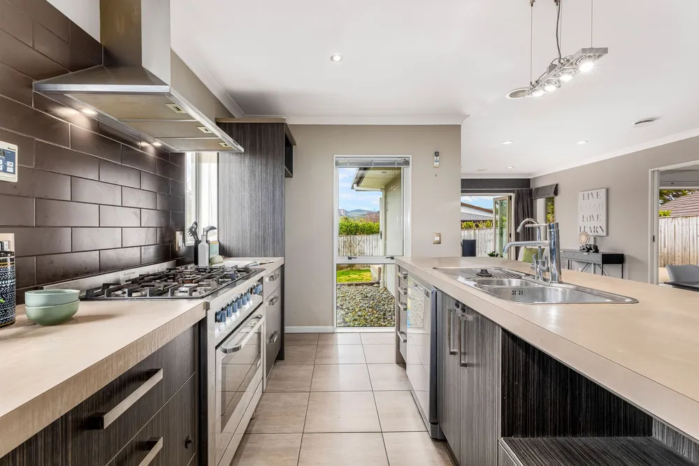 Photos of 59 Nelson Avenue
