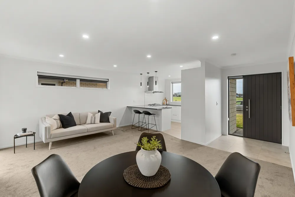 Photos of 53 Richmond Avenue