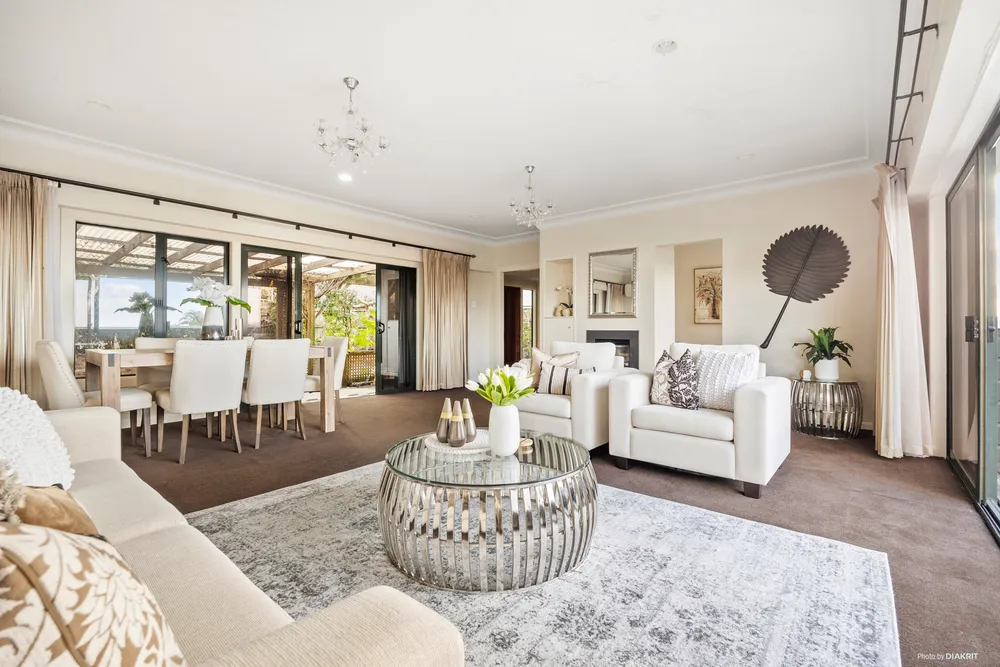 Photos of 1 Thornhill Place