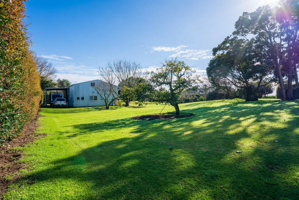 Photos of 21A Pyle Road East