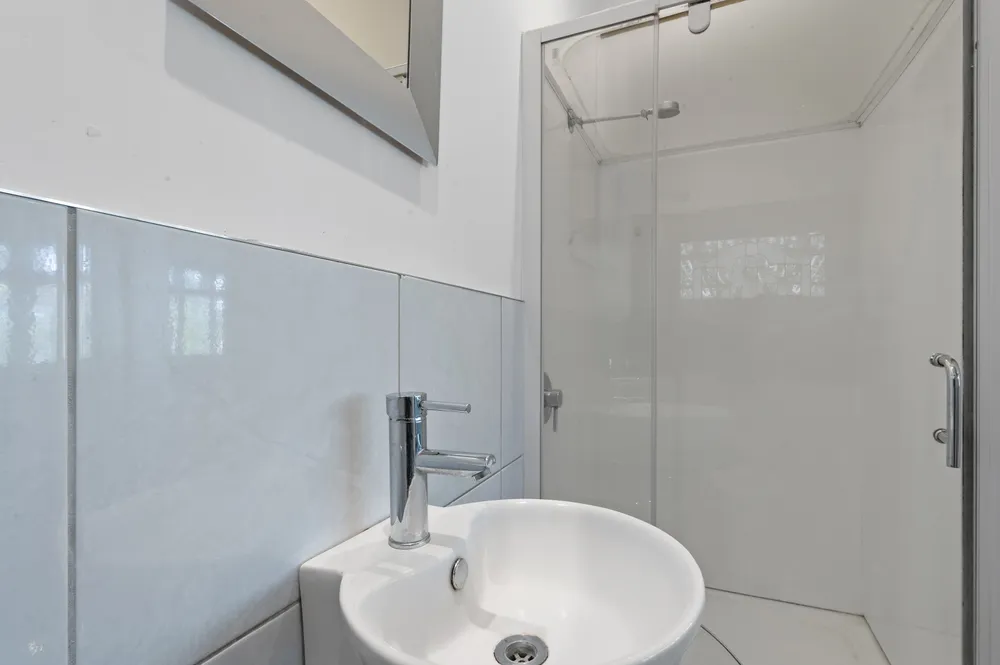 Photos of 35 Lindsay Street