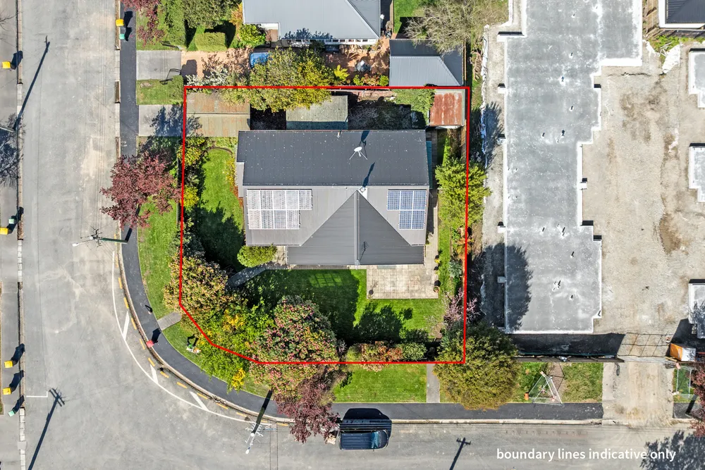 Photos of 35 Lindsay Street