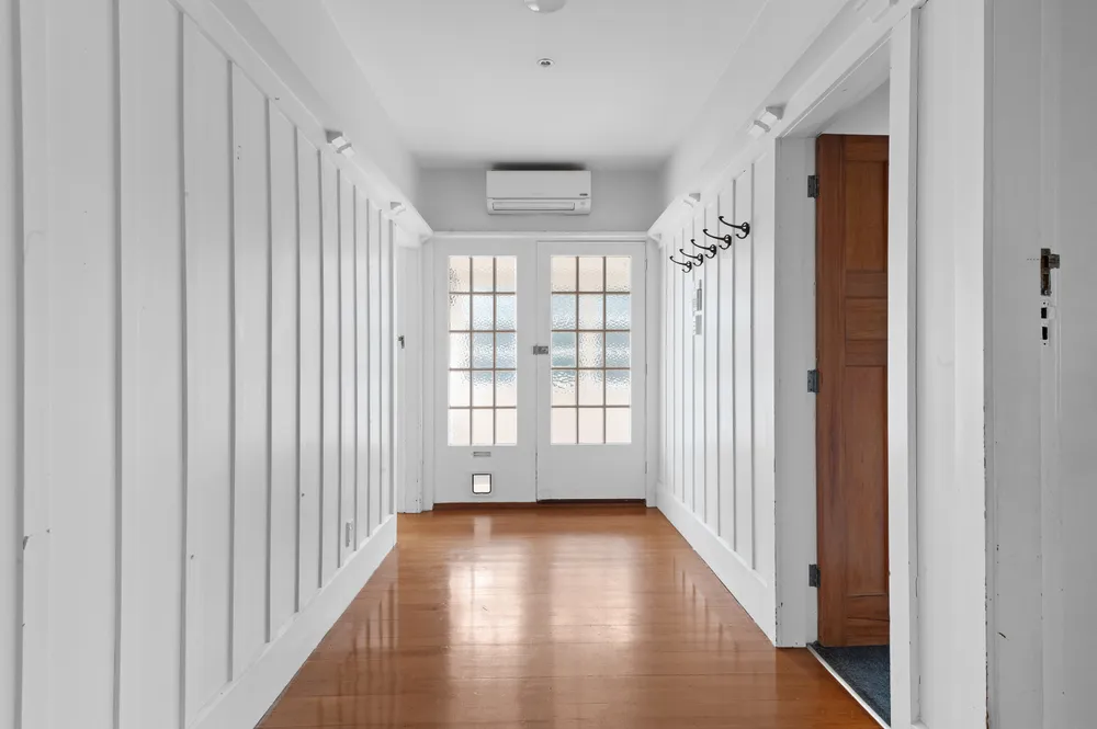 Photos of 35 Lindsay Street
