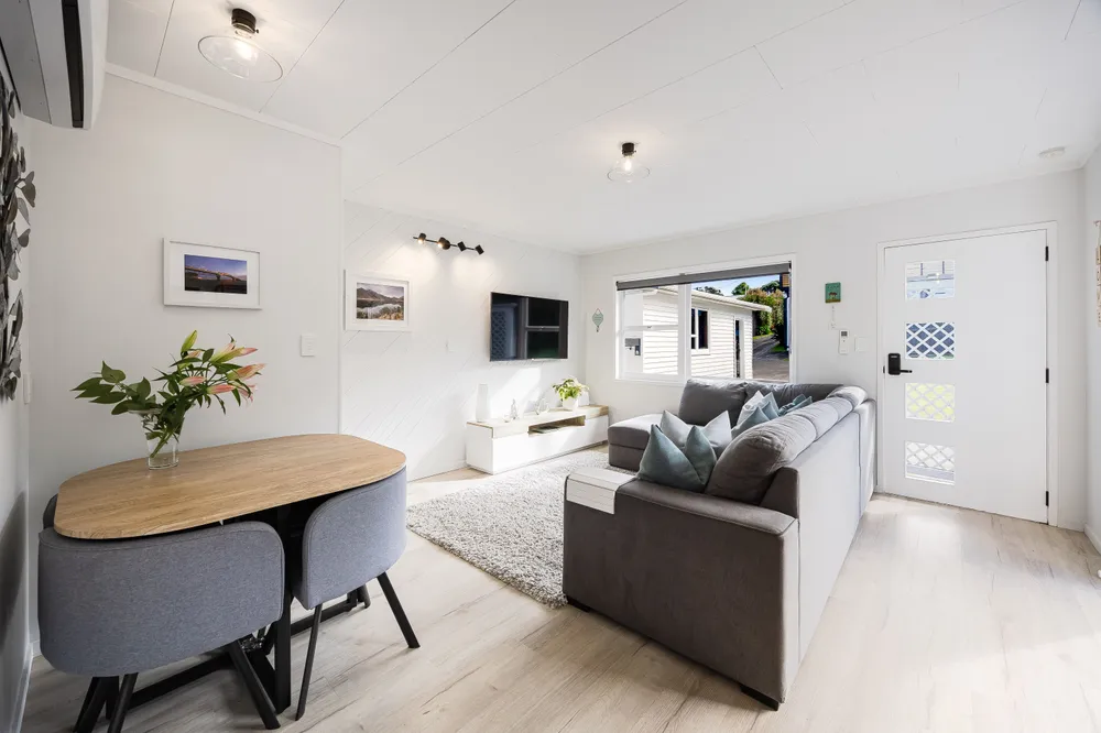 Photos of 7A East Avenue