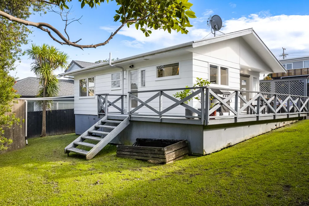 Photos of 7A East Avenue