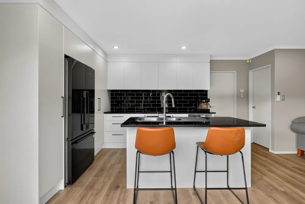 Photos of 8 Ranchod Terrace