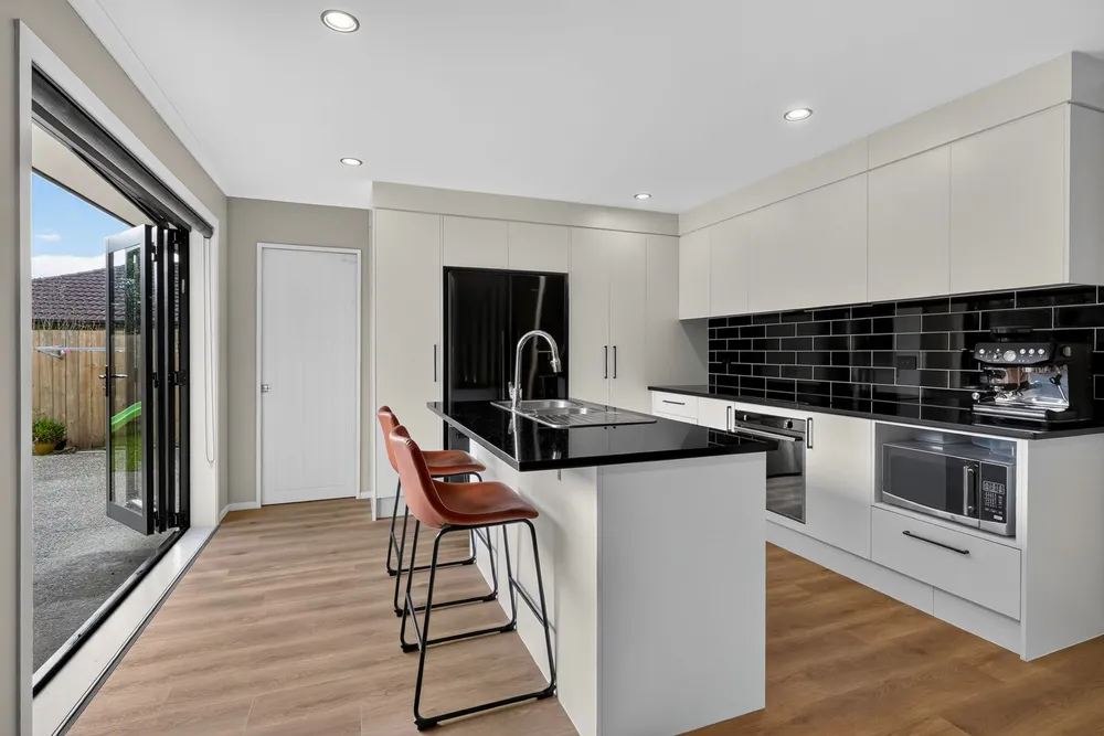 Photos of 8 Ranchod Terrace