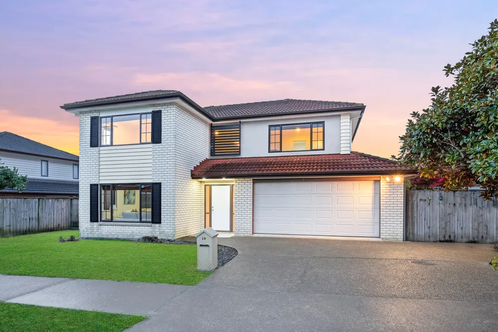 Photos of 19 Malahide Drive