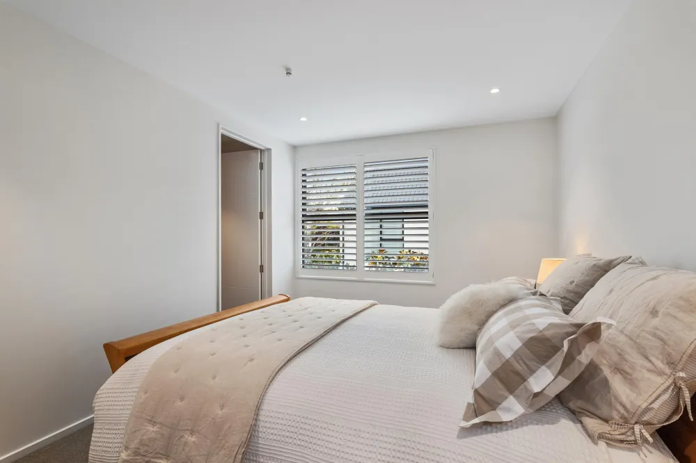 Photos of 32 Devonport Lane