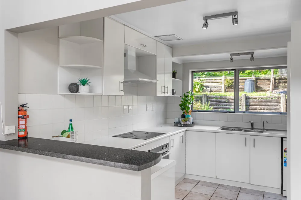Photos of 15 Bellfield Road