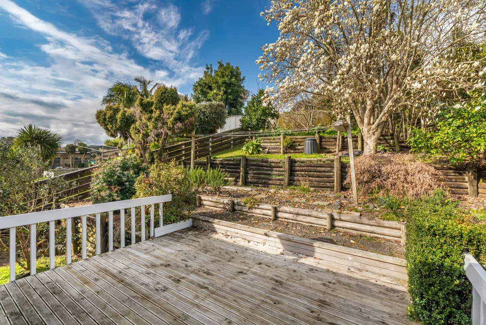 Photos of 15 Bellfield Road