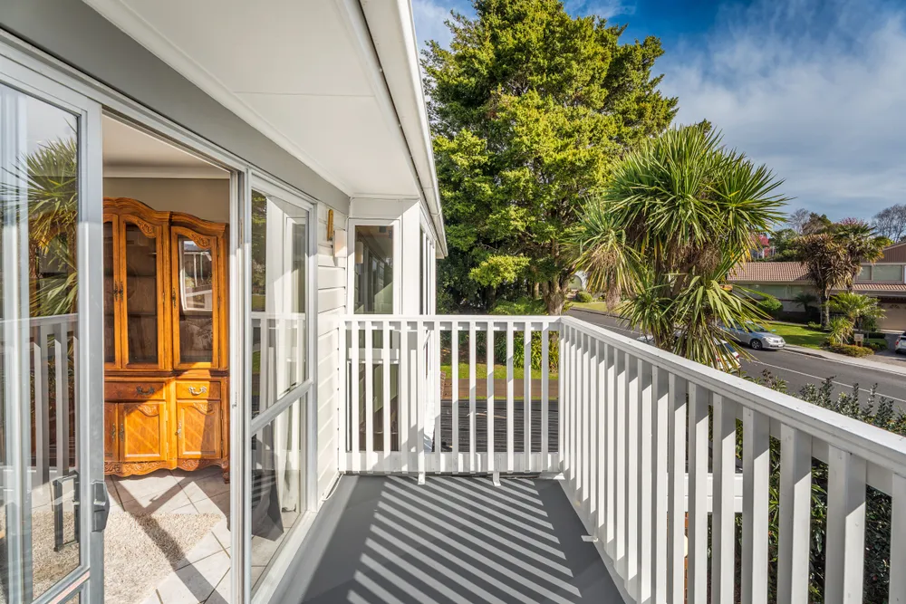 Photos of 15 Bellfield Road