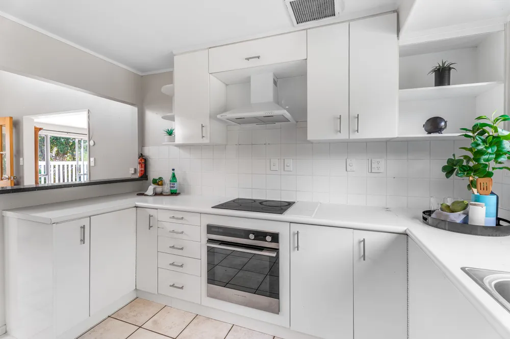 Photos of 15 Bellfield Road