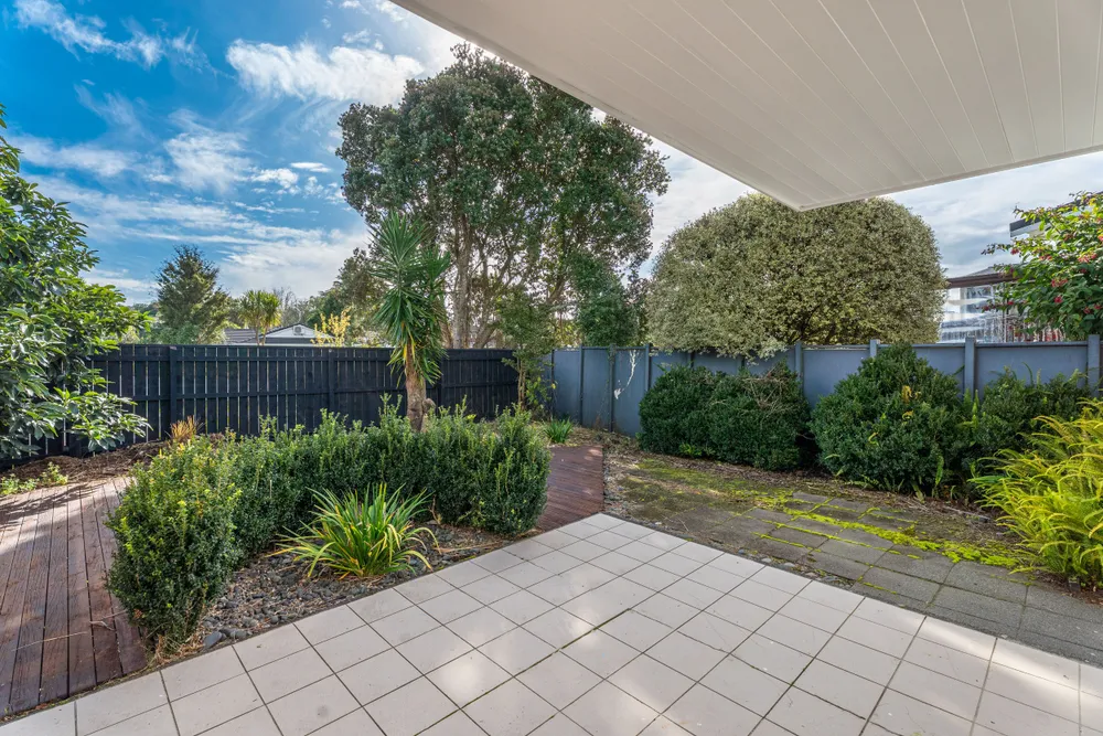 Photos of 15 Bellfield Road