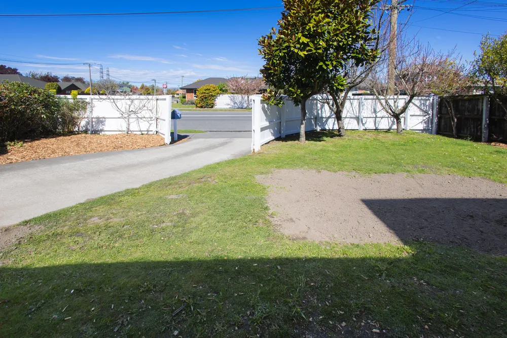 Photos of 51 Farrington Avenue