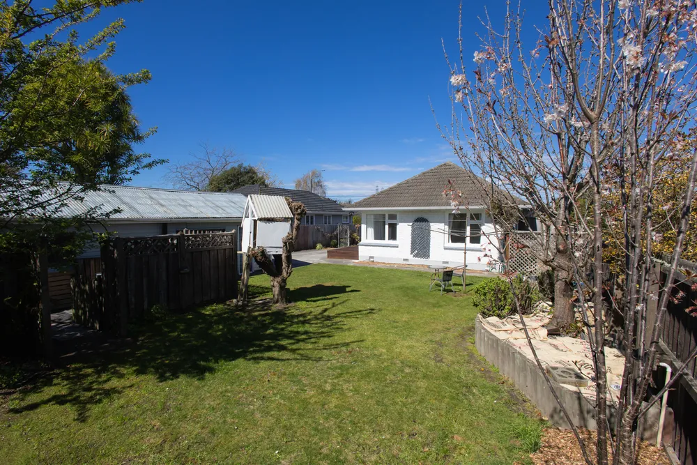 Photos of 51 Farrington Avenue