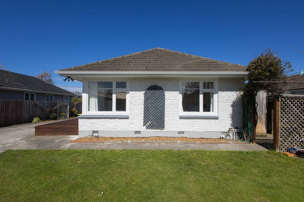 Photos of 51 Farrington Avenue