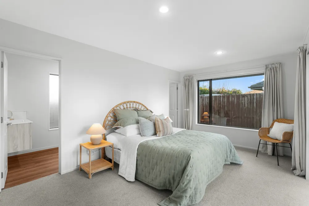Photos of 8 Protea Place