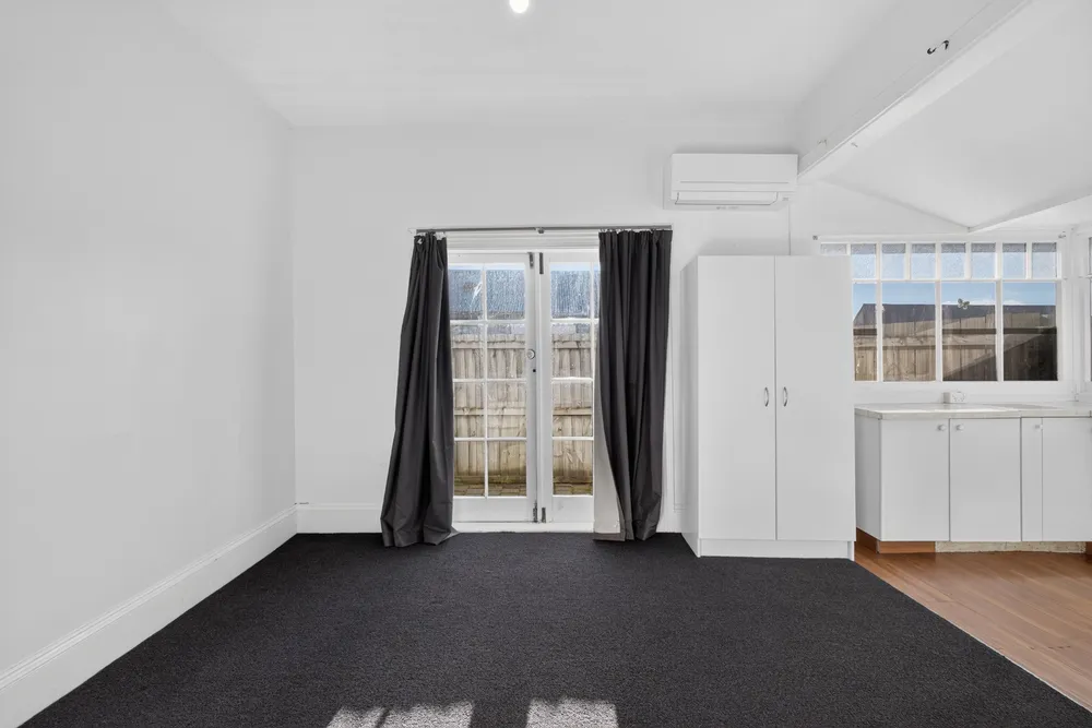 Photos of 65 Barbour Street