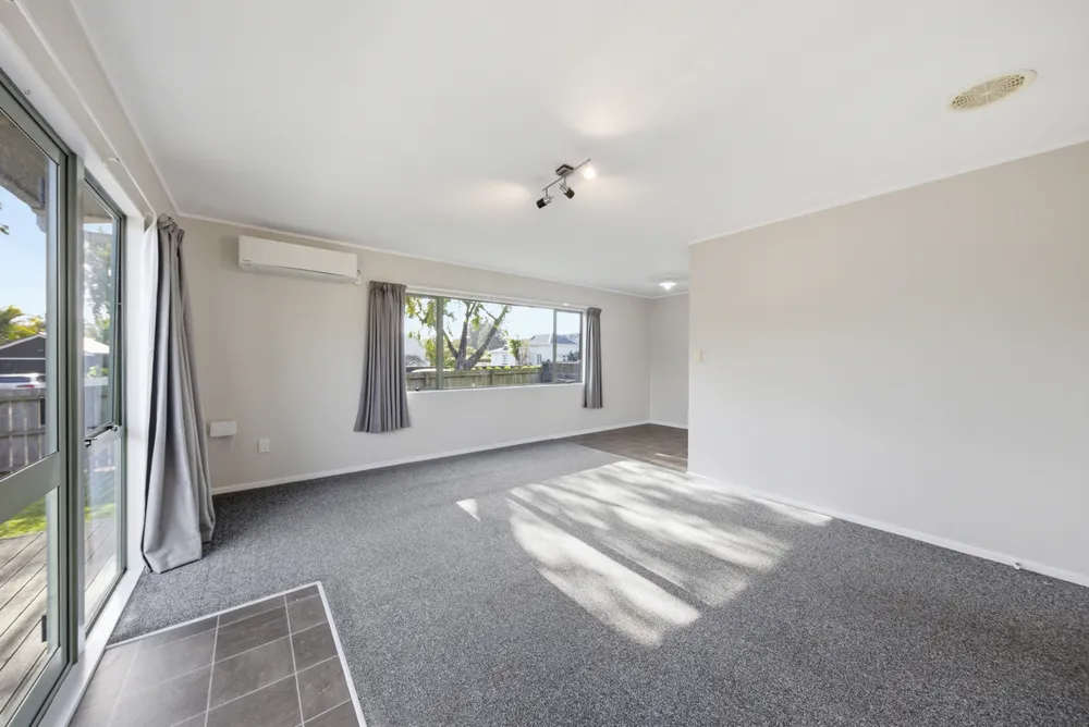 Photos of 22 Saltaire Street