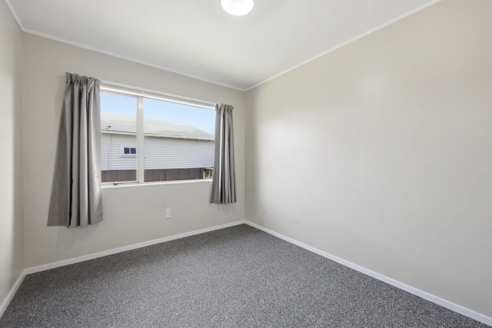 Photos of 22 Saltaire Street