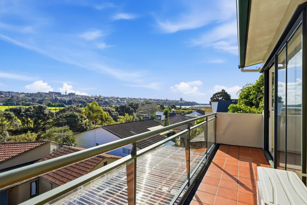 Photos of 189C Portland Road