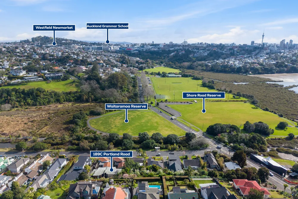 Photos of 189C Portland Road