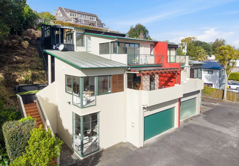 Photos of 189C Portland Road