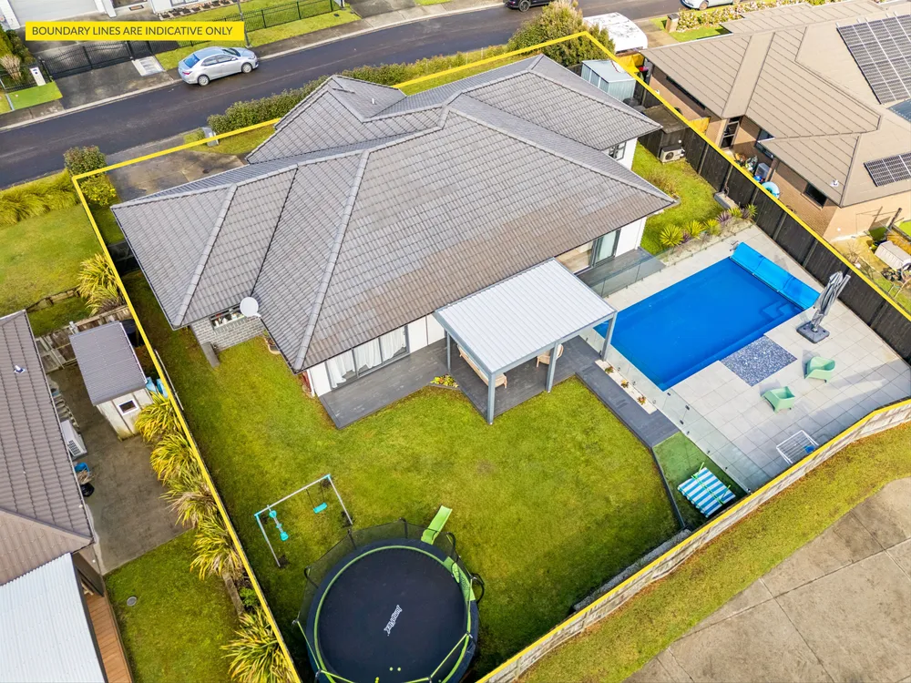 Photos of 14 Remana Crescent
