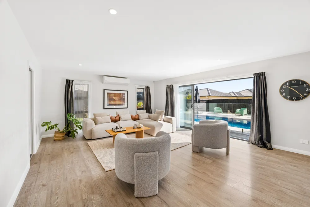 Photos of 14 Remana Crescent