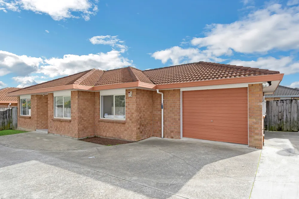 Photos of 2/53 Robert Skelton Place
