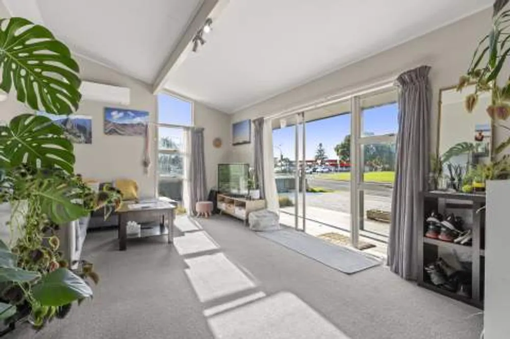 Photos of 4 Gloucester Road