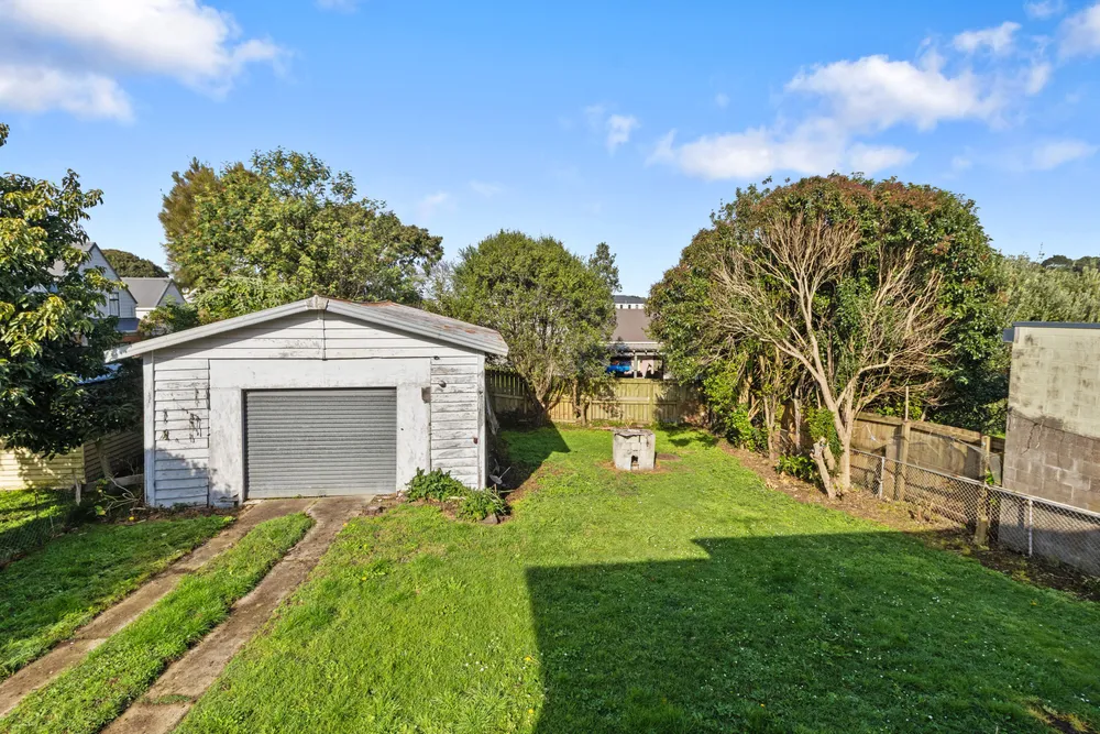 Photos of 247 Mount Smart Road
