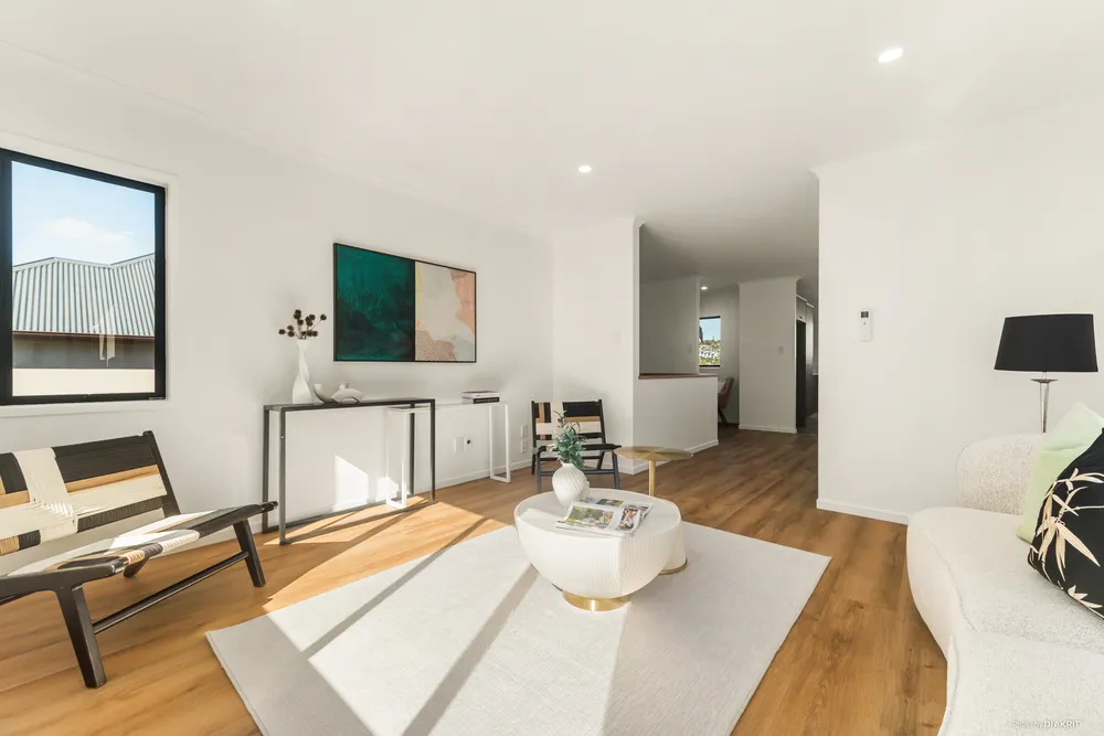 Photos of 17 Sonoma Crescent