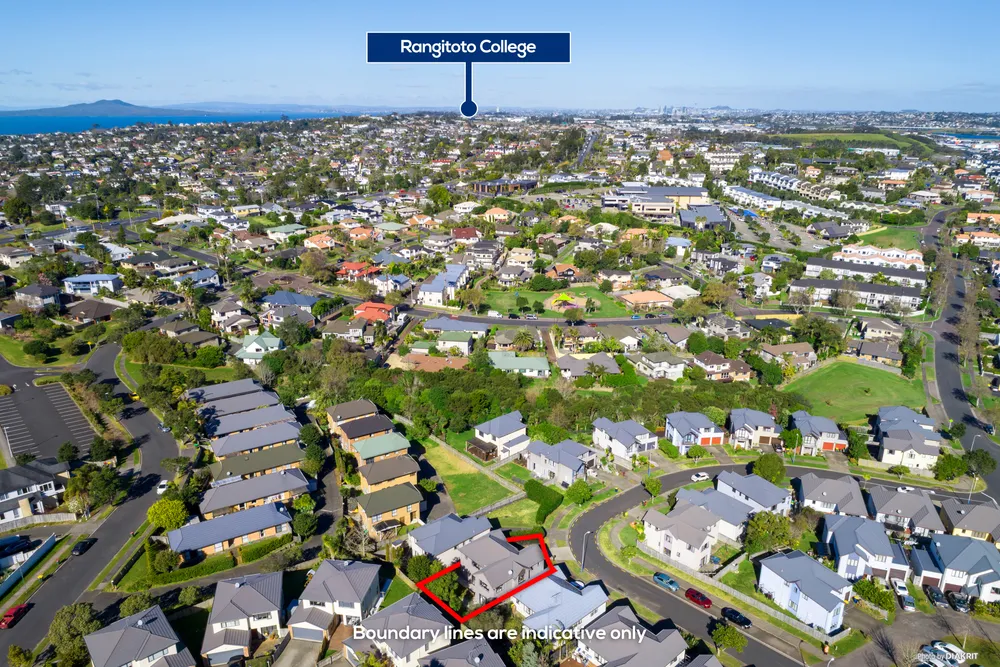 Photos of 17 Sonoma Crescent