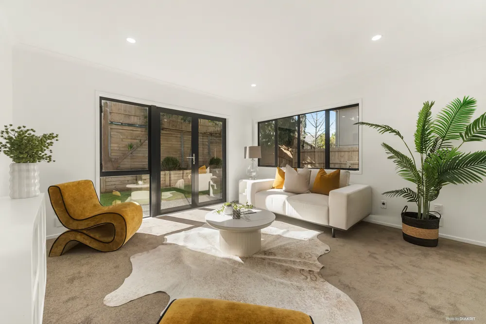 Photos of 17 Sonoma Crescent