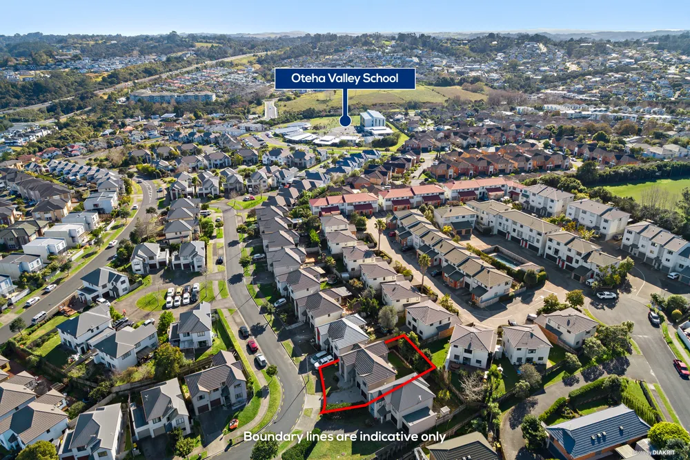 Photos of 17 Sonoma Crescent