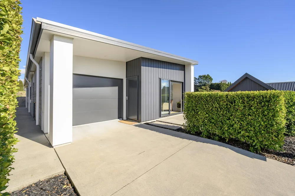 Photos of 3 Hera Lane