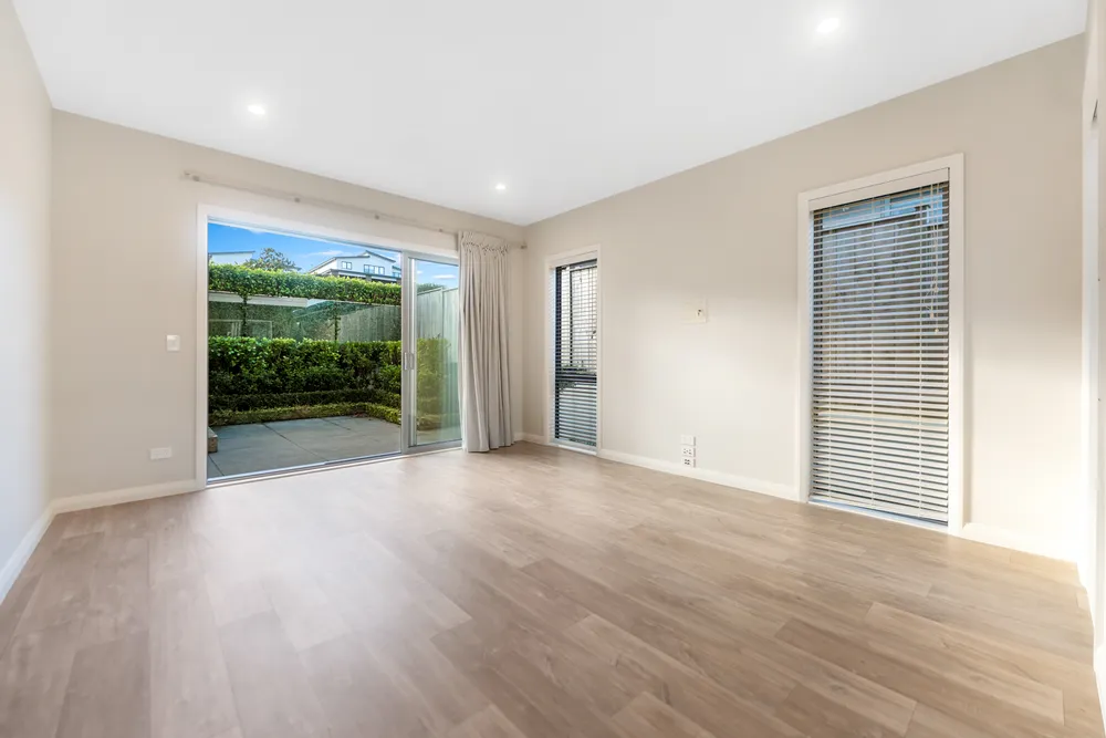 Photos of 70 Ormonde Drive