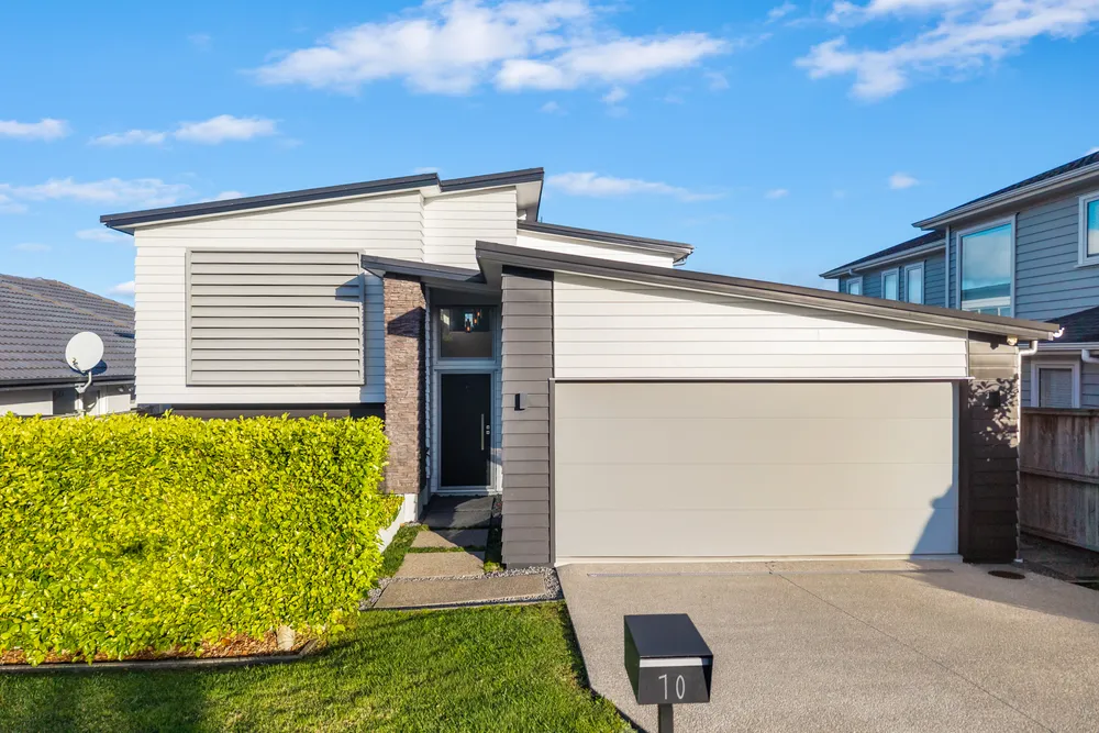 Photos of 70 Ormonde Drive