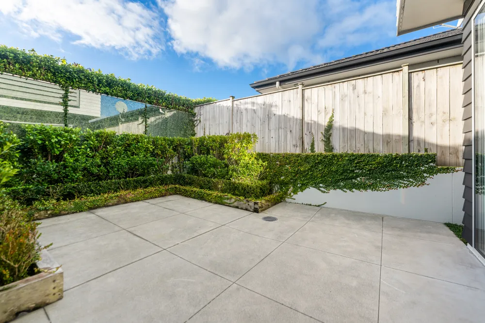 Photos of 70 Ormonde Drive