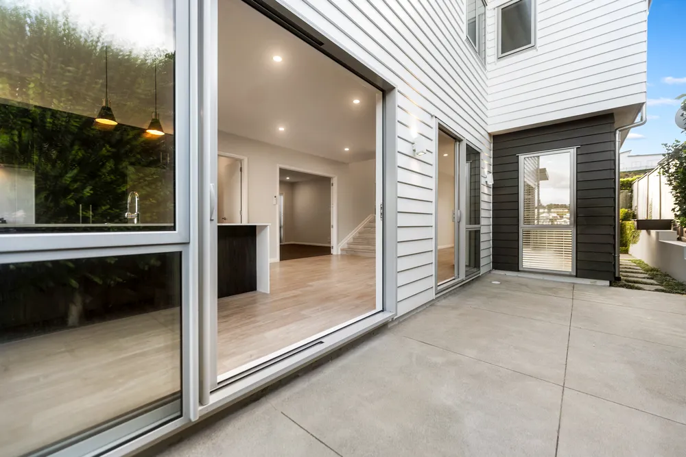 Photos of 70 Ormonde Drive