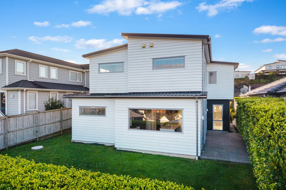 Photos of 70 Ormonde Drive
