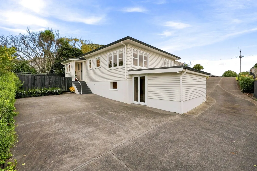 Photos of 1/77 Birkdale Road
