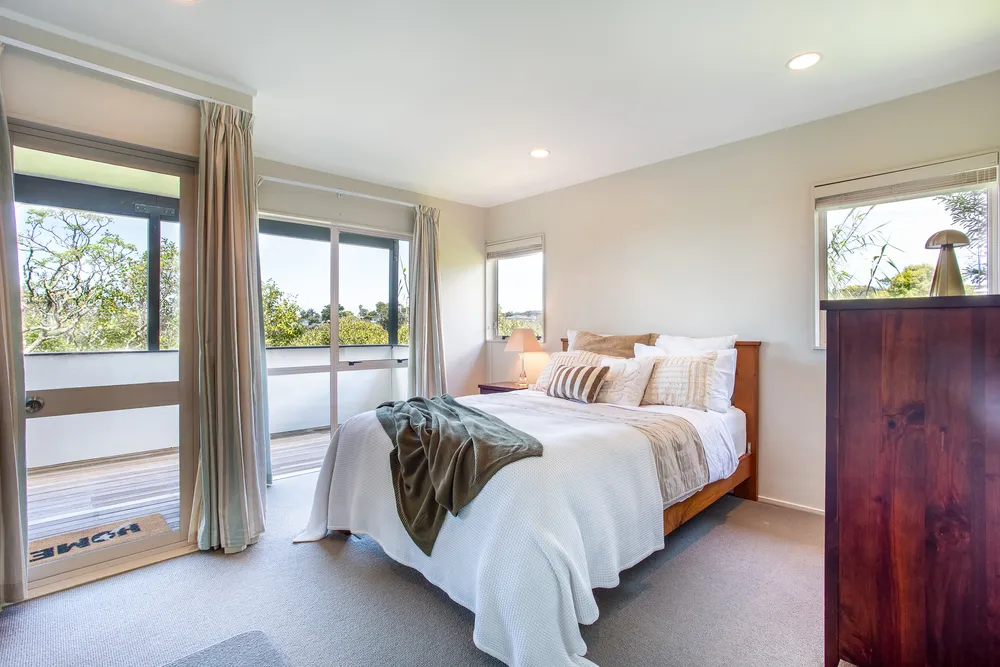 Photos of 2 Wisteria Way