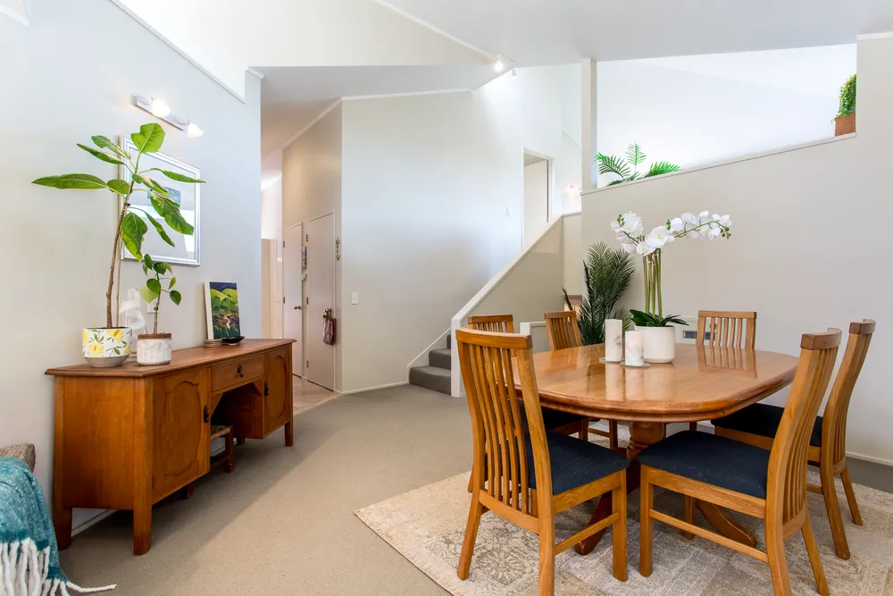 Photos of 2 Wisteria Way