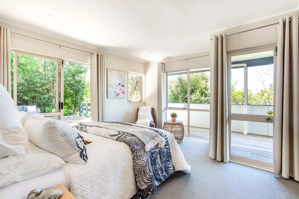 Photos of 2 Wisteria Way