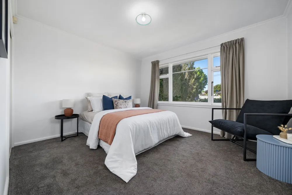 Photos of 24 Mappleton Avenue