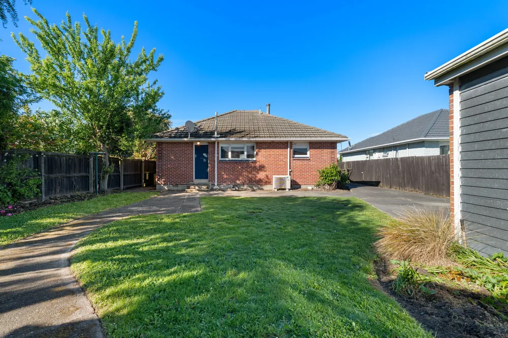Photos of 24 Mappleton Avenue