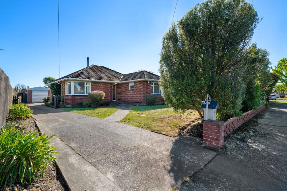 Photos of 24 Mappleton Avenue